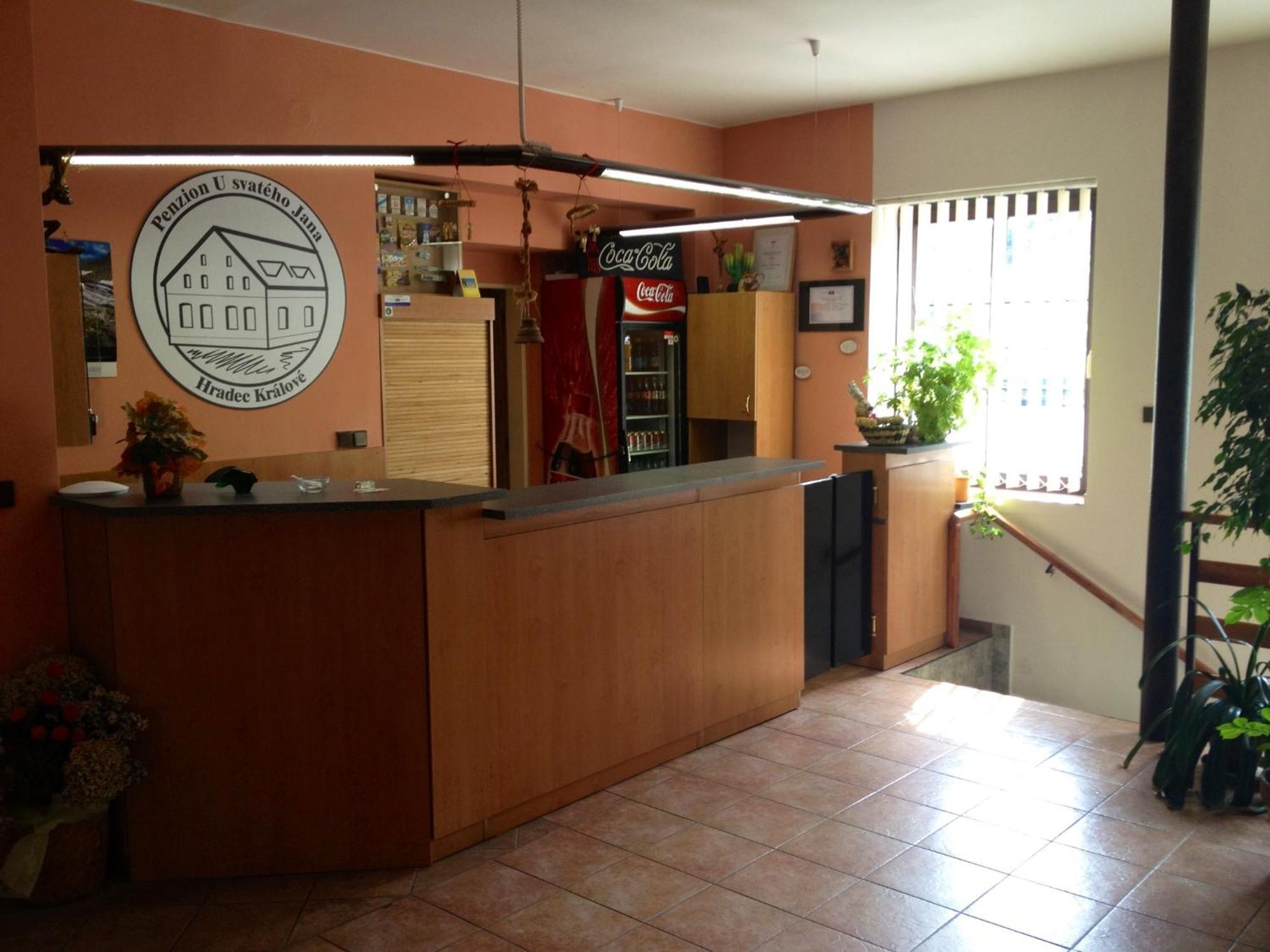 Pension u Svateho Jana Hradec Kralove Bagian luar foto